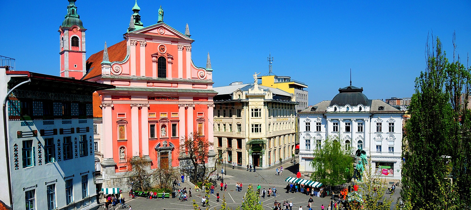 Ljubljana: Franciscan church and Prešeren square